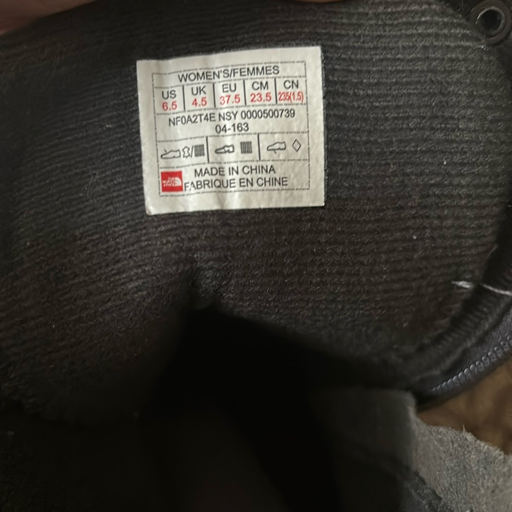 The North Face Women's Boots Lace -Smoked Pearl Grey/Dark Shadow Grey, size 6.5 - Picture 9 of 9